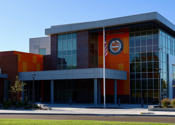 McHenry High School 
